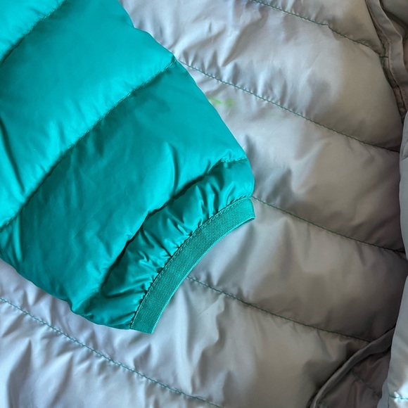 Eddie Bauer 2-tone down puffer - Picture 6 of 8